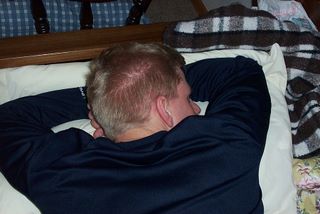 dave_finally_sleeping.jpg (large)